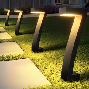Solar LED Pathway Light – Modern Outdoor Garden Lamp